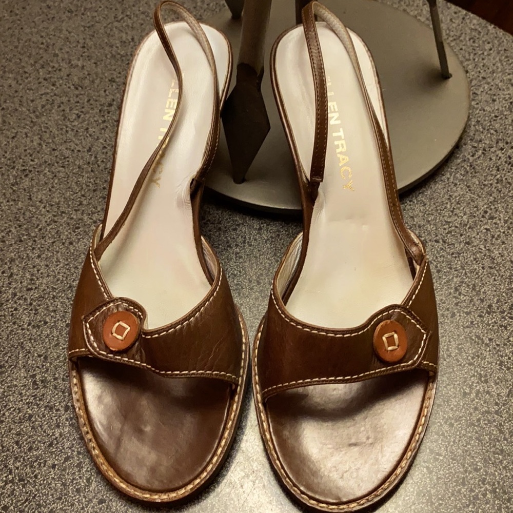 Vintage Ellen Tracy Sandals